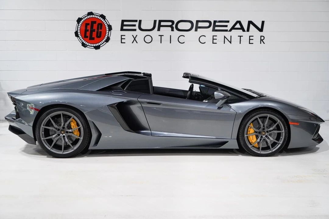 2014 Lamborghini Aventador LP700-4 - Image 7 of 21