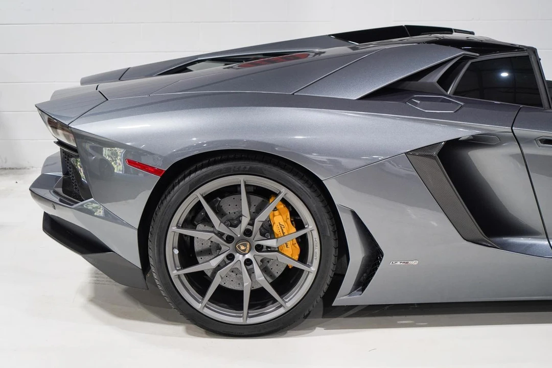 2014 Lamborghini Aventador LP700-4 - Image 21 of 21