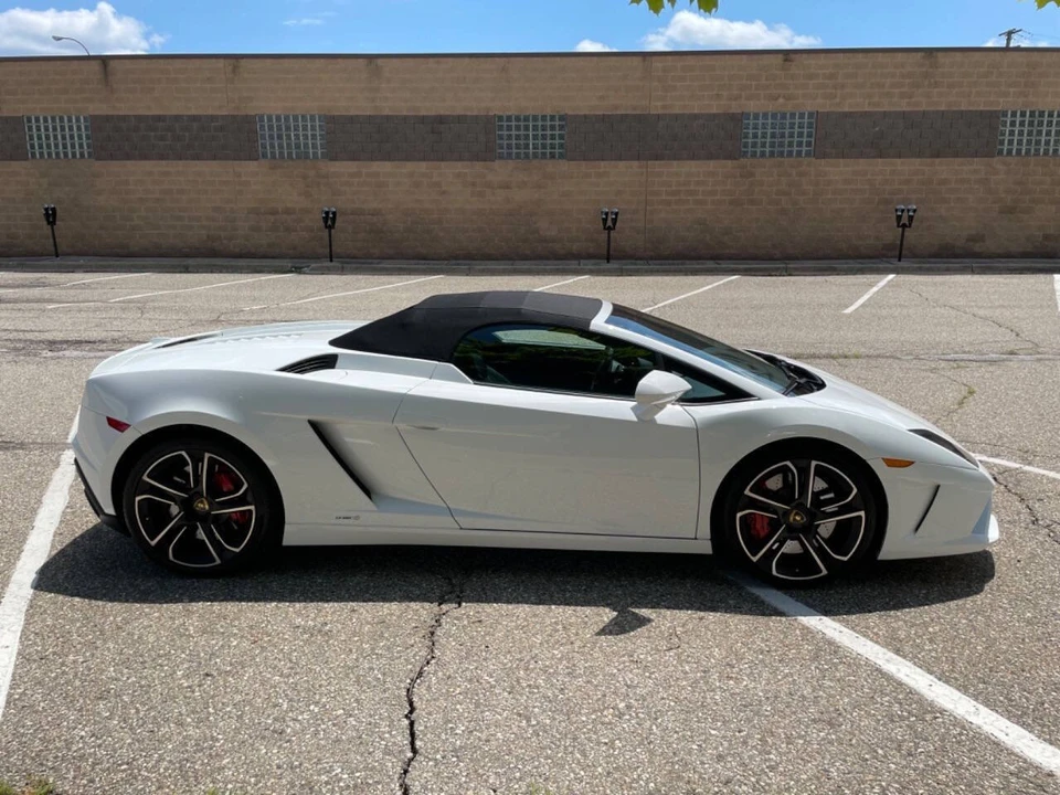 2014 Lamborghini Gallardo LP560-4 - Image 7 of 21