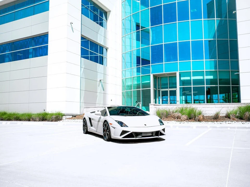 2014 Lamborghini Gallardo LP570-4 Spyder Performante - Image 7 of 31