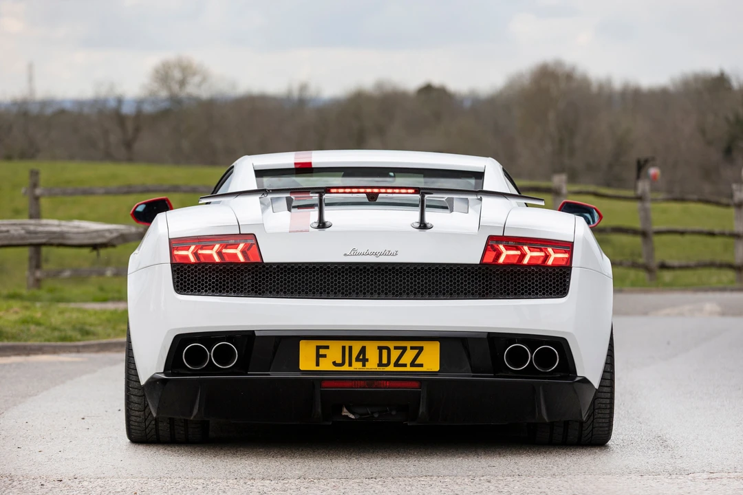2014 Lamborghini Gallardo - Image 21 of 23