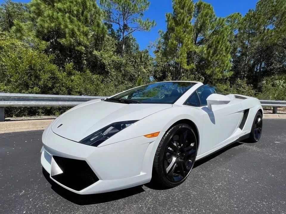 2014 Lamborghini Gallardo - Image 7 of 31