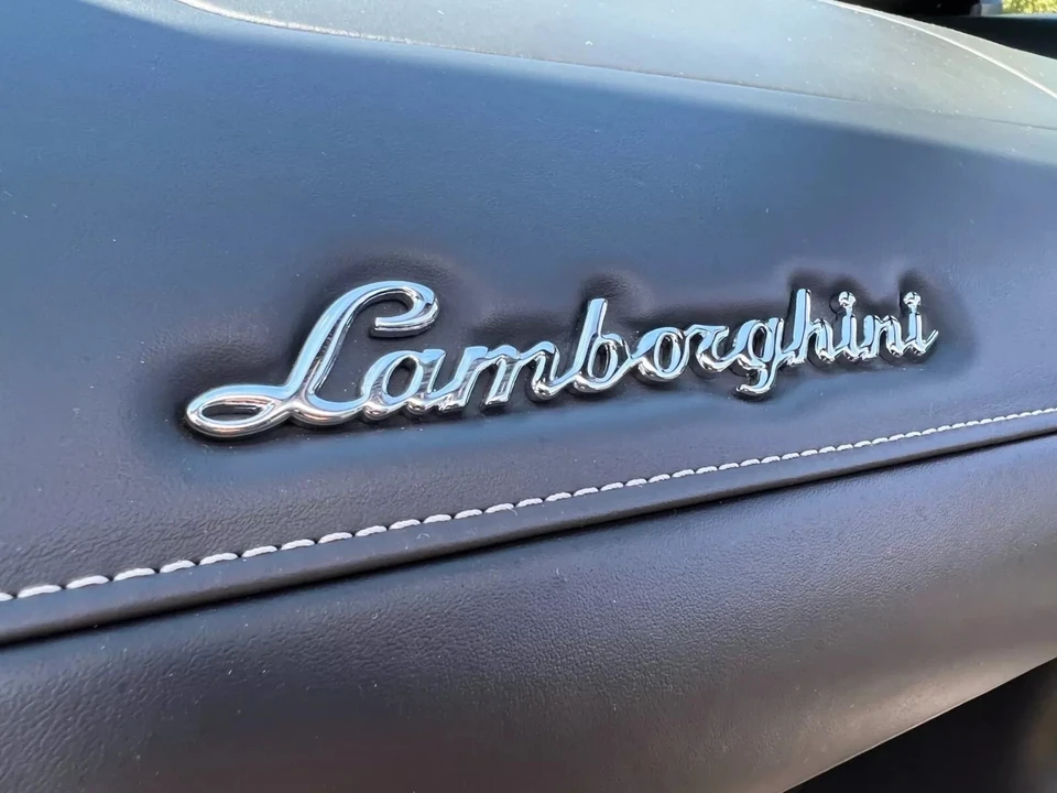 2014 Lamborghini Gallardo - Image 29 of 31