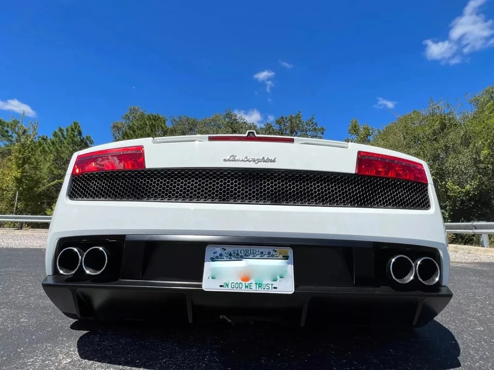 2014 Lamborghini Gallardo - Image 20 of 31