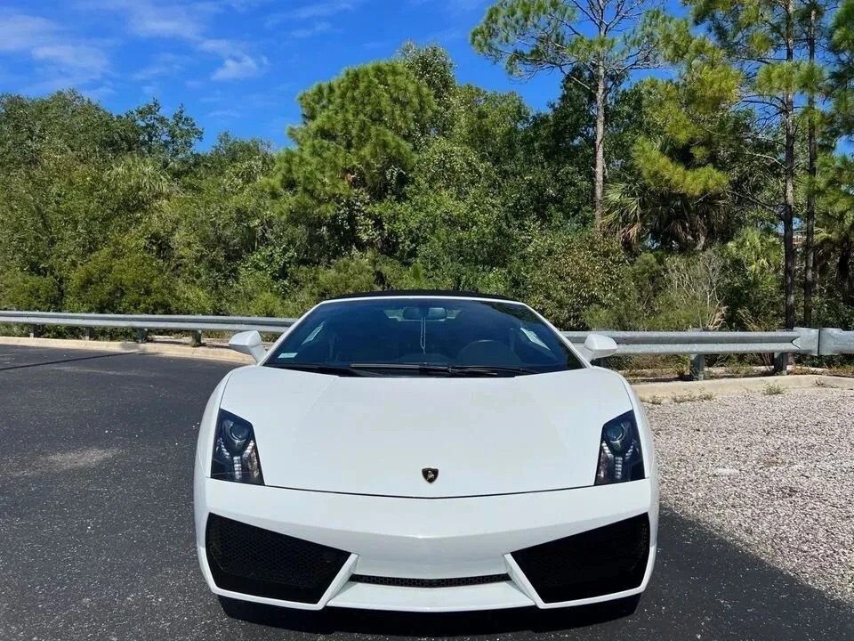 2014 Lamborghini Gallardo - Image 12 of 31