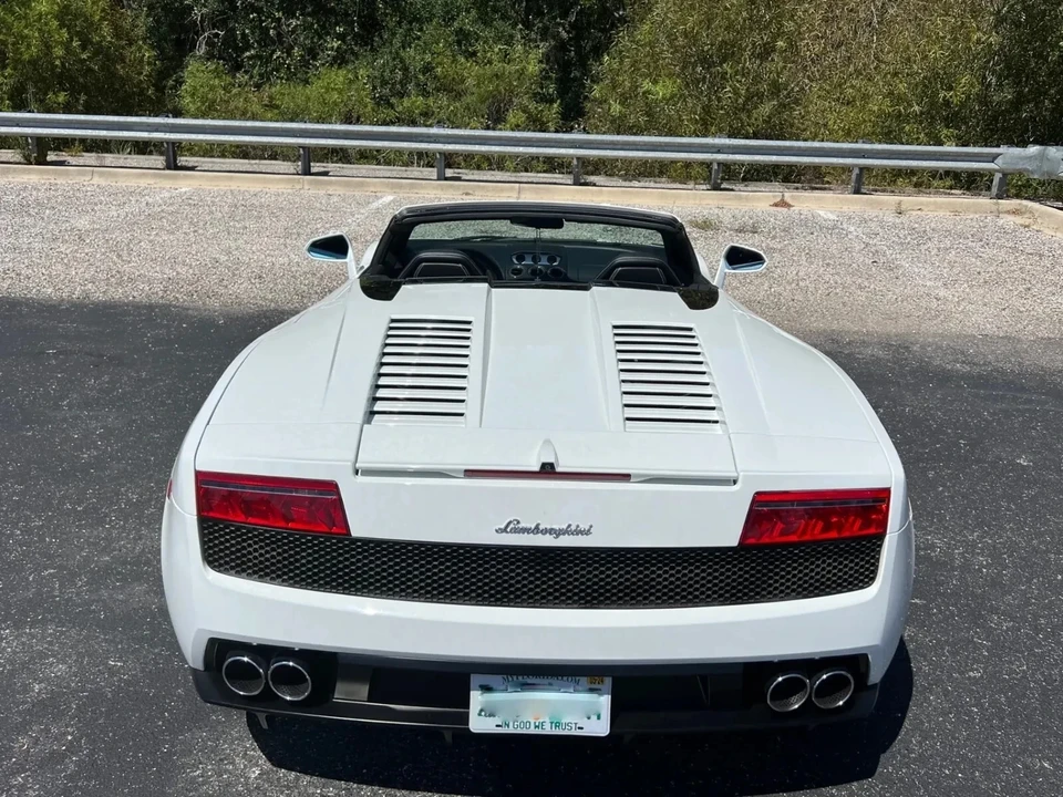 2014 Lamborghini Gallardo - Image 18 of 31