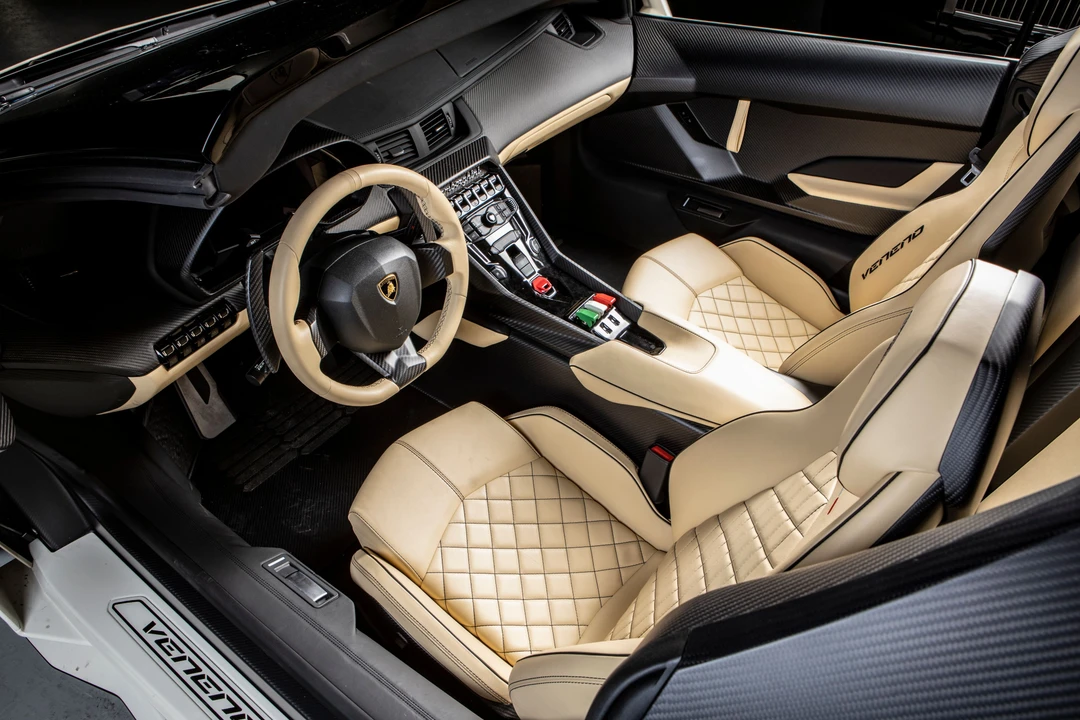 2014 Lamborghini Veneno - Image 21 of 31