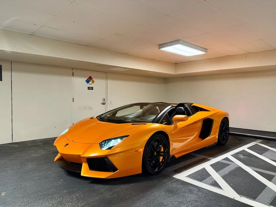 2014 Lamborghini Aventador LP700-4 - Image 3 of 20