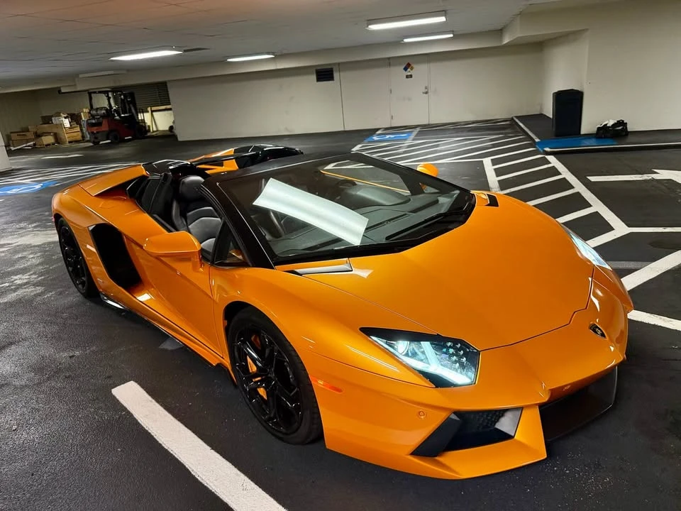 2014 Lamborghini Aventador LP700-4 - Image 15 of 20