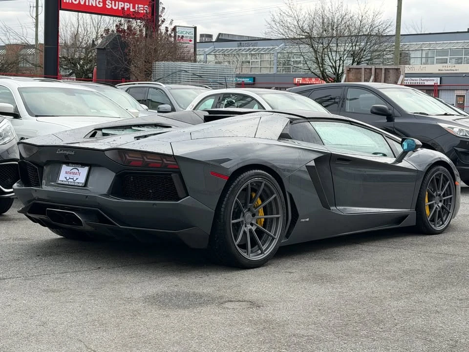 2014 Lamborghini Aventador LP700-4 - Image 4 of 13