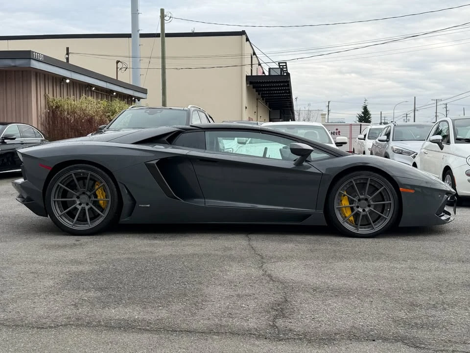 2014 Lamborghini Aventador LP700-4 - Image 3 of 13