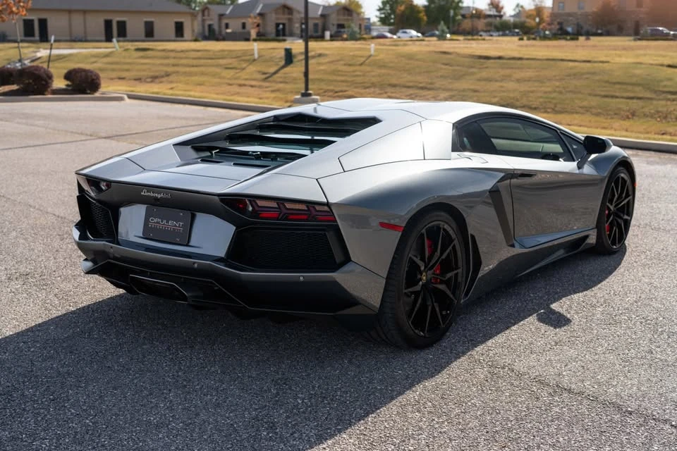 2014 Lamborghini Aventador LP700-4 - Image 4 of 12