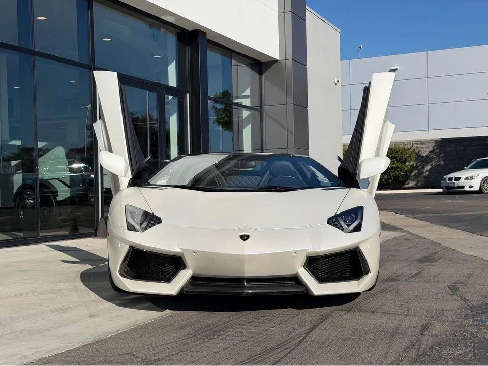 2014 Lamborghini Aventador LP700-4 - Image 8 of 18