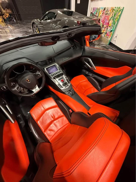 2014 Lamborghini Aventador LP700-4 - Image 6 of 6