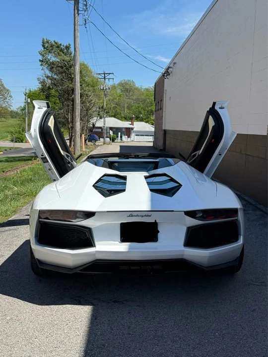 2014 Lamborghini Aventador LP700-4 - Image 5 of 17