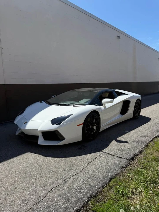 2014 Lamborghini Aventador LP700-4 - Image 2 of 17