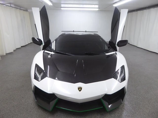 2014 Lamborghini Aventador LP700-4 - Image 10 of 20
