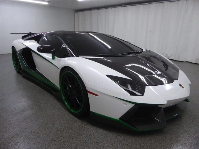 2014 Lamborghini Aventador LP700-4 - Image 2 of 20