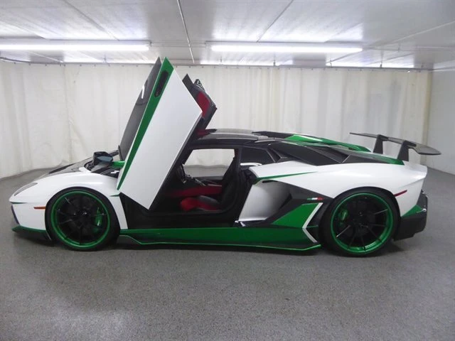2014 Lamborghini Aventador LP700-4 - Image 11 of 20
