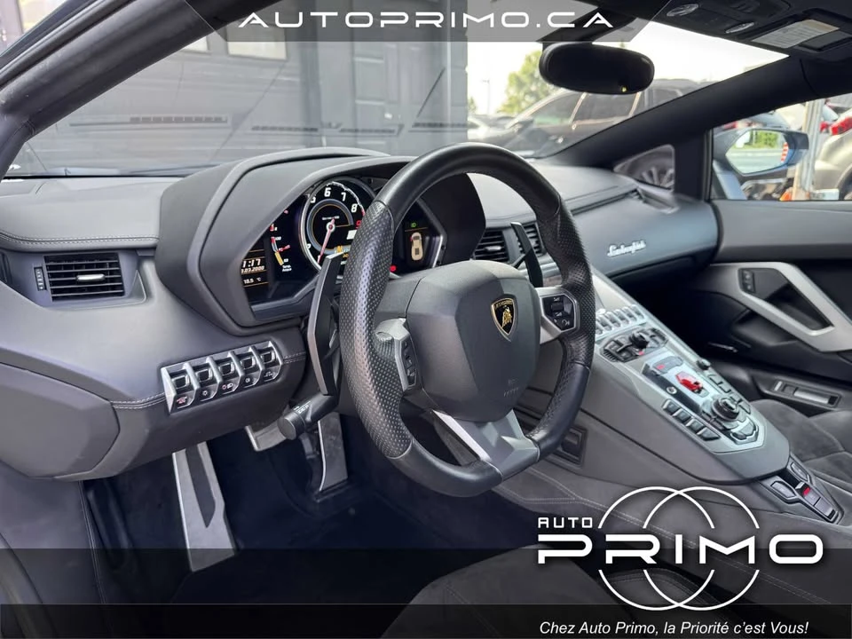 2014 Lamborghini Aventador LP700-4 - Image 10 of 12