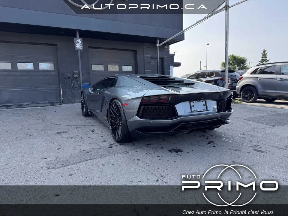 2014 Lamborghini Aventador LP700-4 - Image 8 of 12