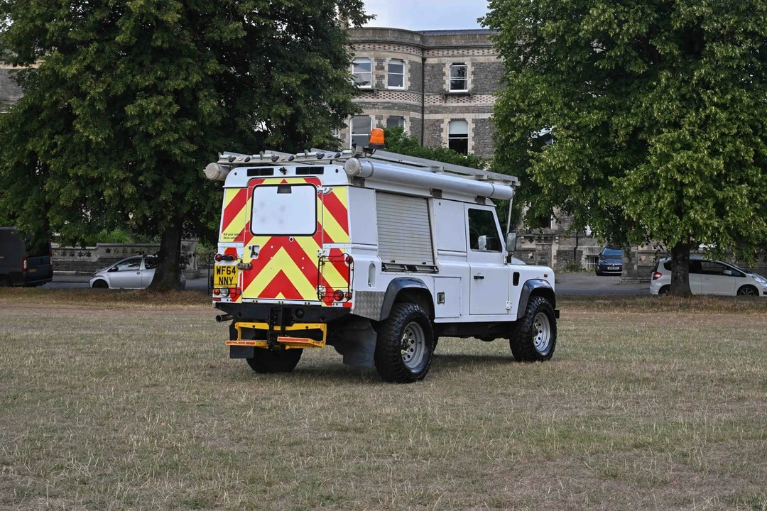2014 Land Rover Defender - Image 30 of 30