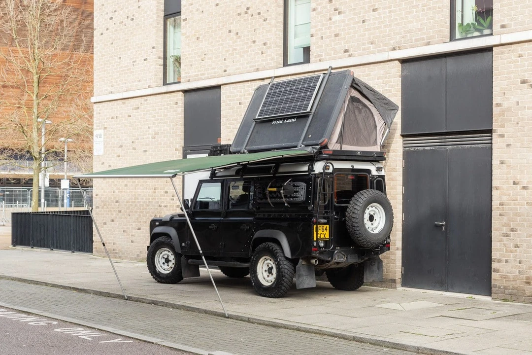 2014 Land Rover Defender 110 - Image 21 of 30