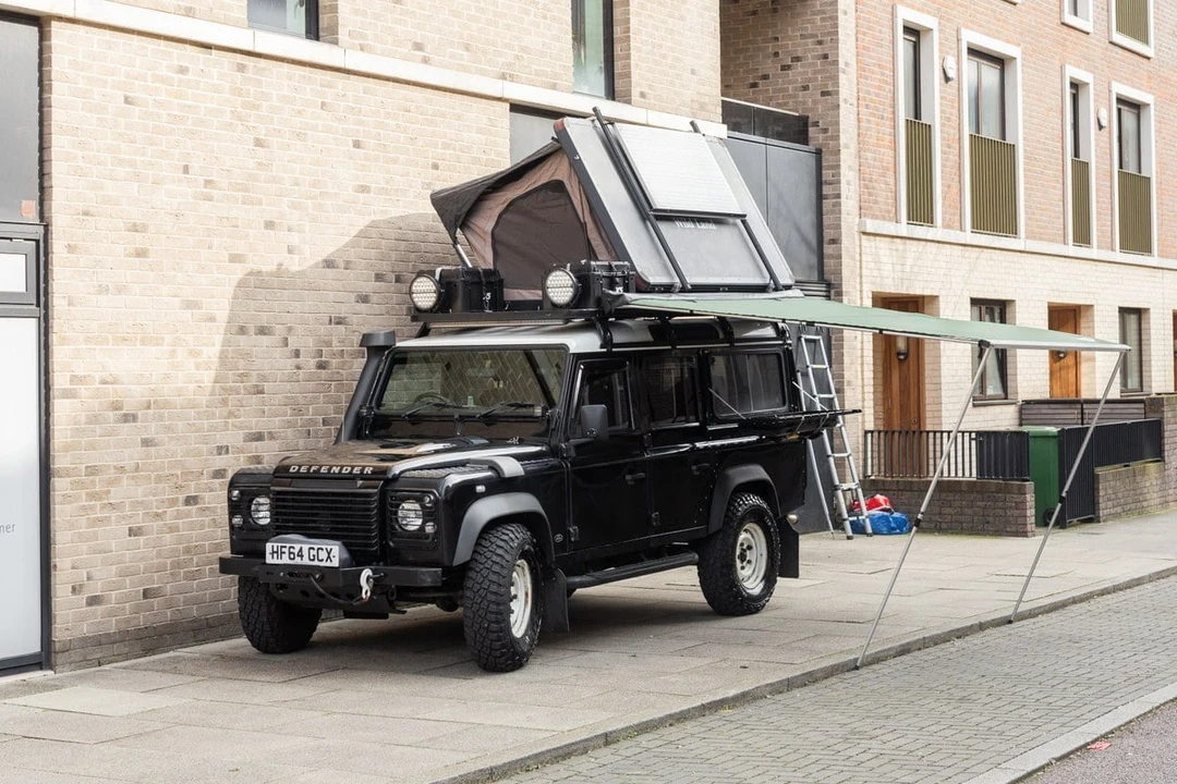 2014 Land Rover Defender 110 - Image 25 of 30