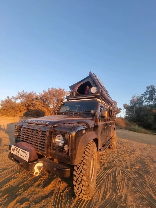 2014 Land Rover Defender 110 - Image 29 of 30