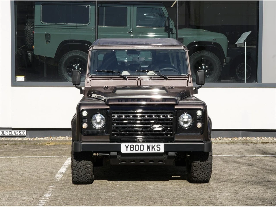 2014 Land Rover Defender 110 - Image 2 of 23