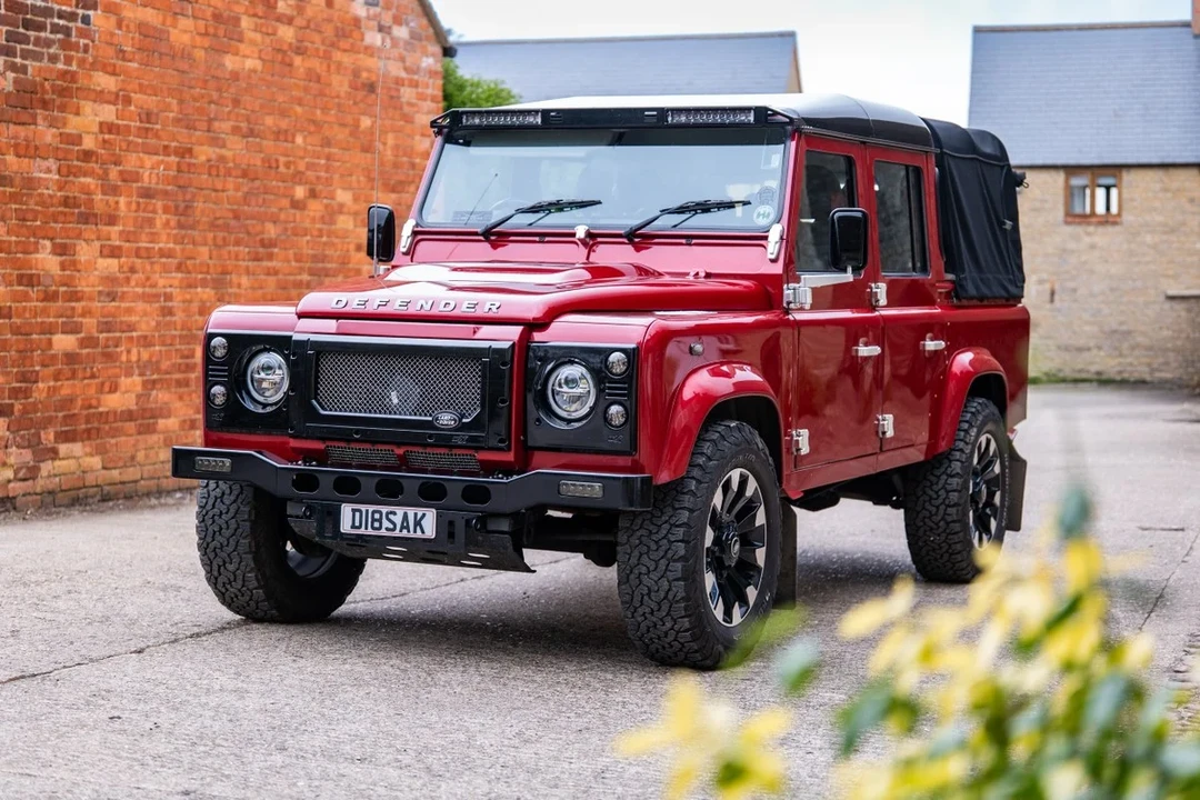 2014 Land Rover Defender 110 - Image 30 of 30