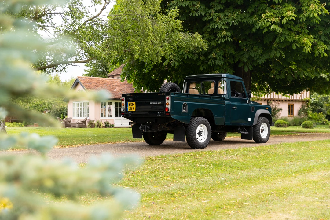 2014 Land Rover Defender 110 - Image 20 of 31