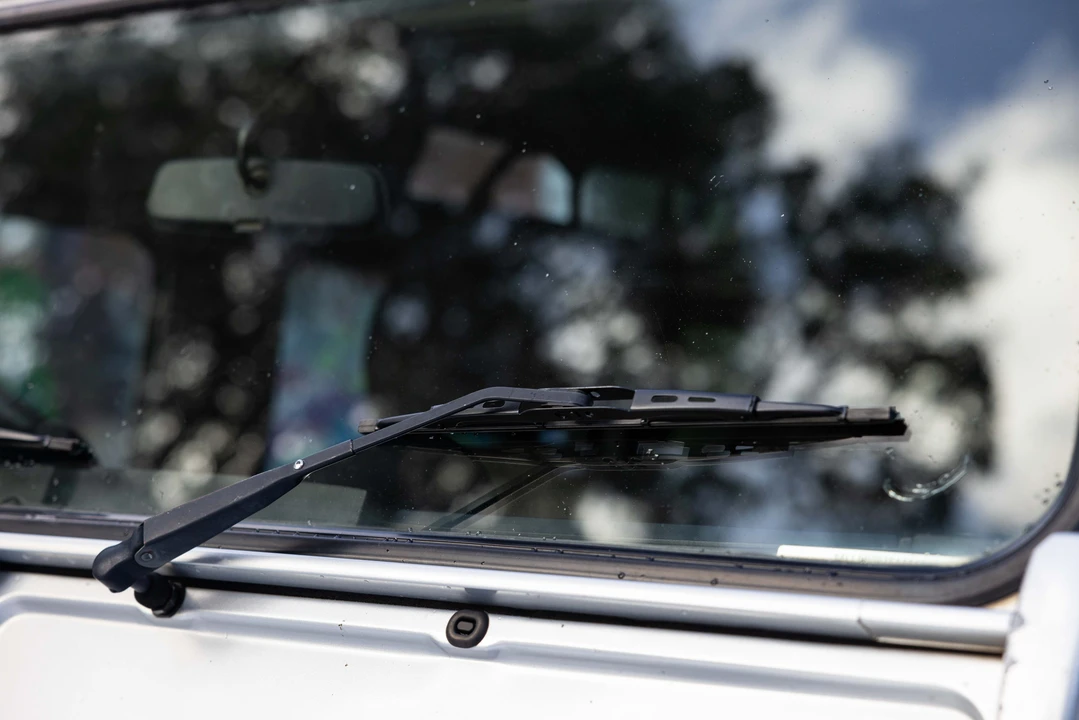2014 Land Rover Defender 110 - Image 12 of 31