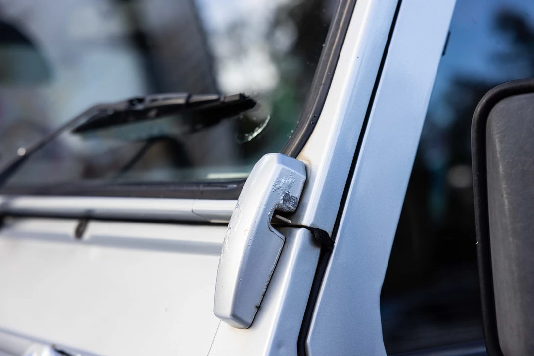 2014 Land Rover Defender 110 - Image 13 of 31