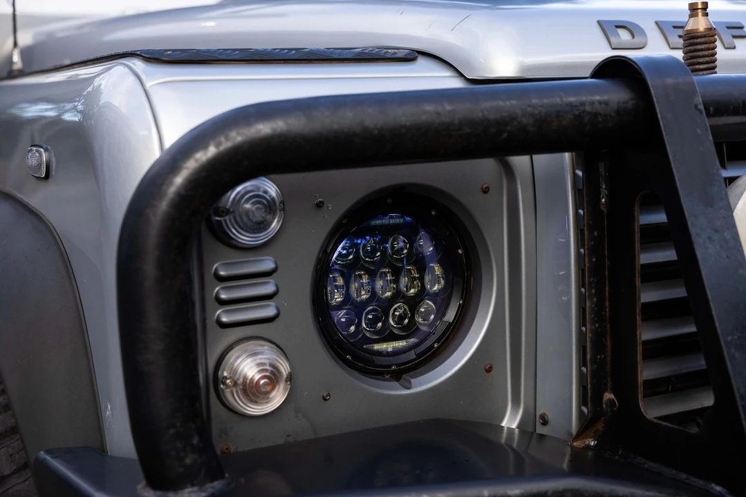 2014 Land Rover Defender 110 - Image 21 of 31