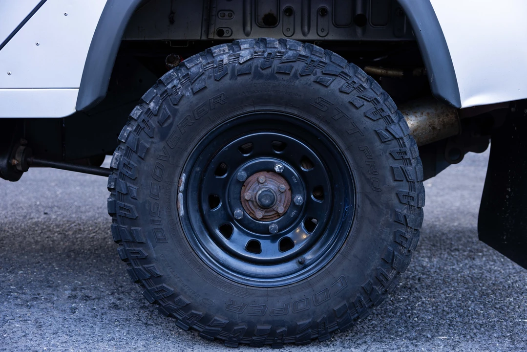 2014 Land Rover Defender 110 - Image 22 of 31