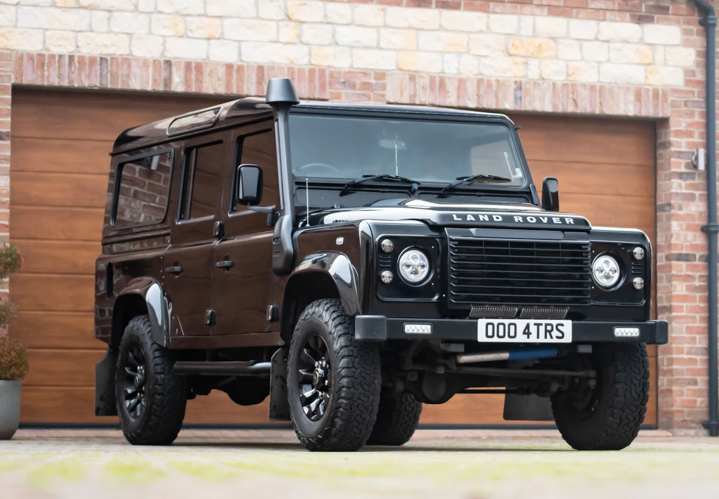 2014 Land Rover Defender 110 - Image 13 of 31