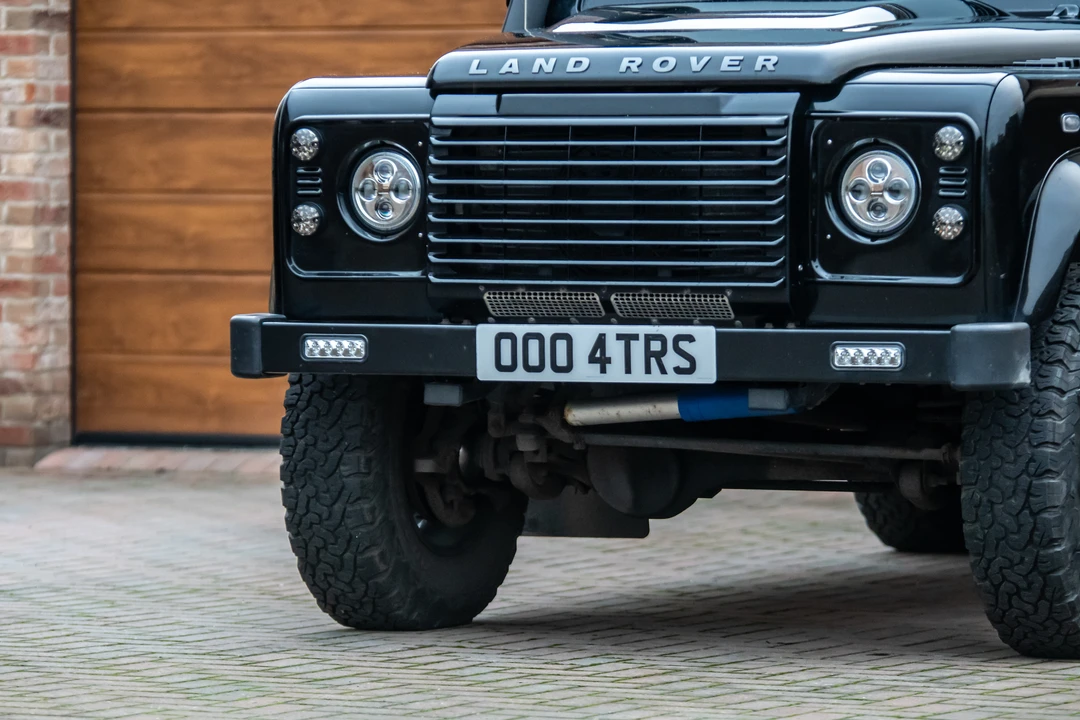 2014 Land Rover Defender 110 - Image 17 of 31