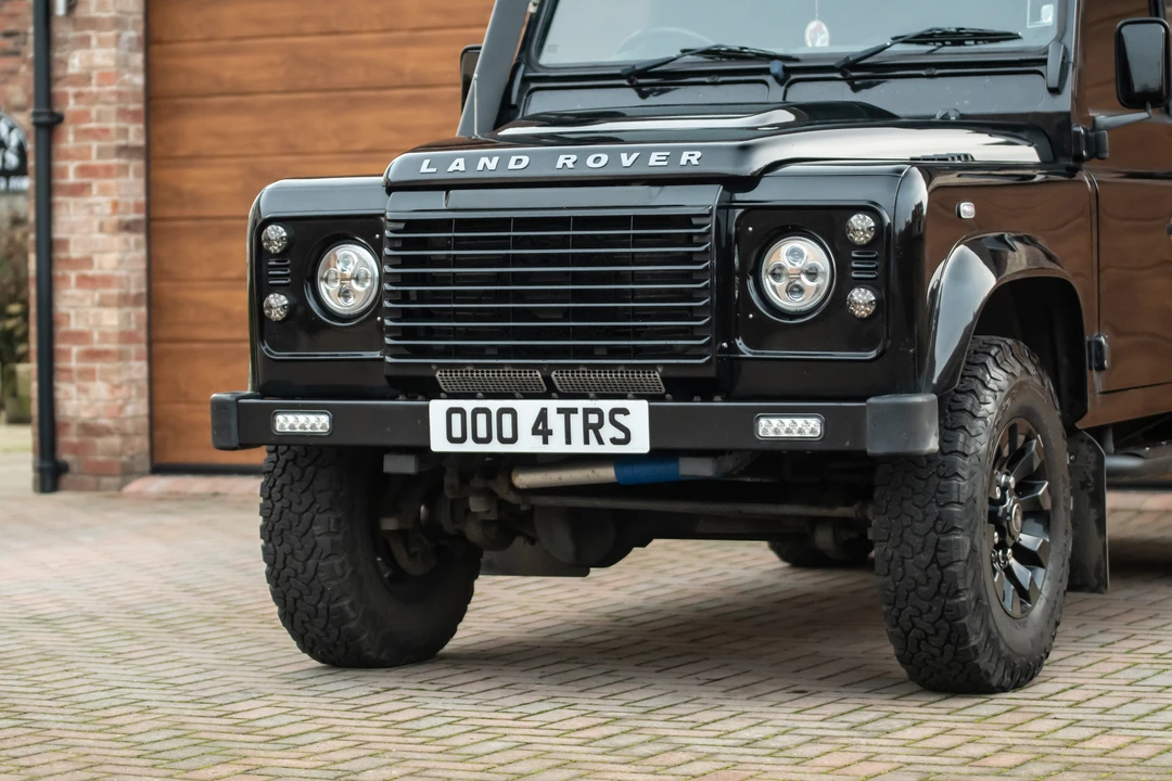 2014 Land Rover Defender 110 - Image 26 of 31