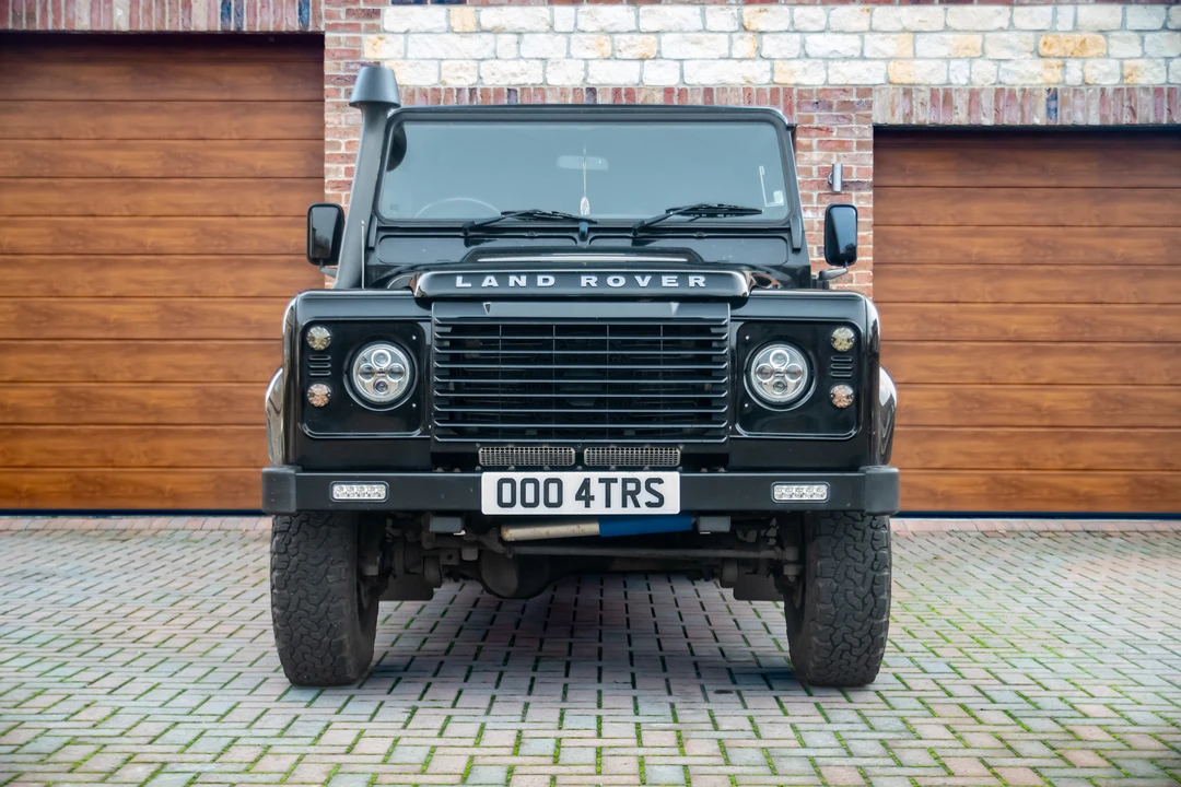 2014 Land Rover Defender 110 - Image 20 of 31
