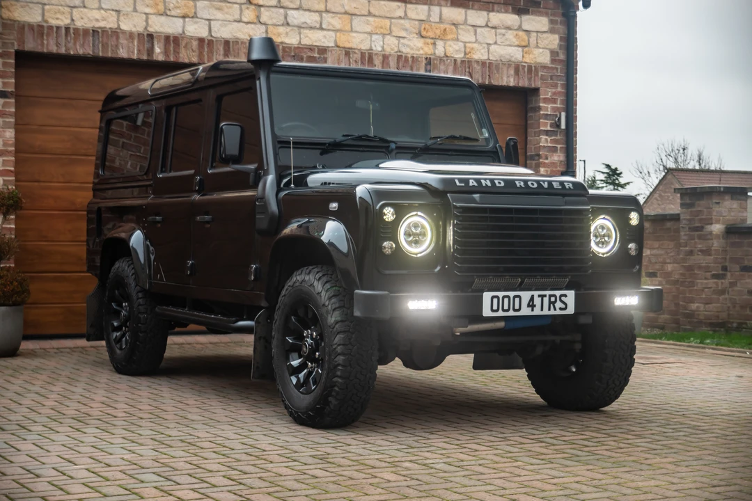2014 Land Rover Defender 110 - Image 23 of 31