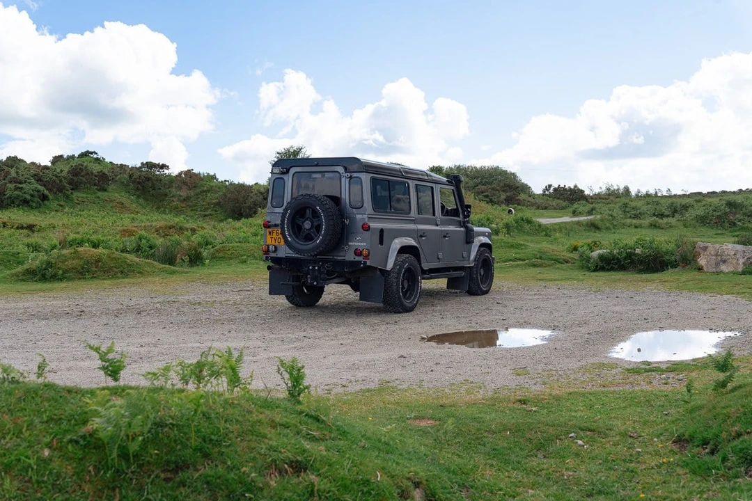 2014 Land Rover Defender 110 - Image 23 of 30