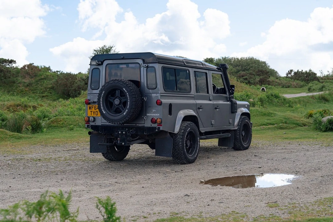 2014 Land Rover Defender 110 - Image 2 of 30