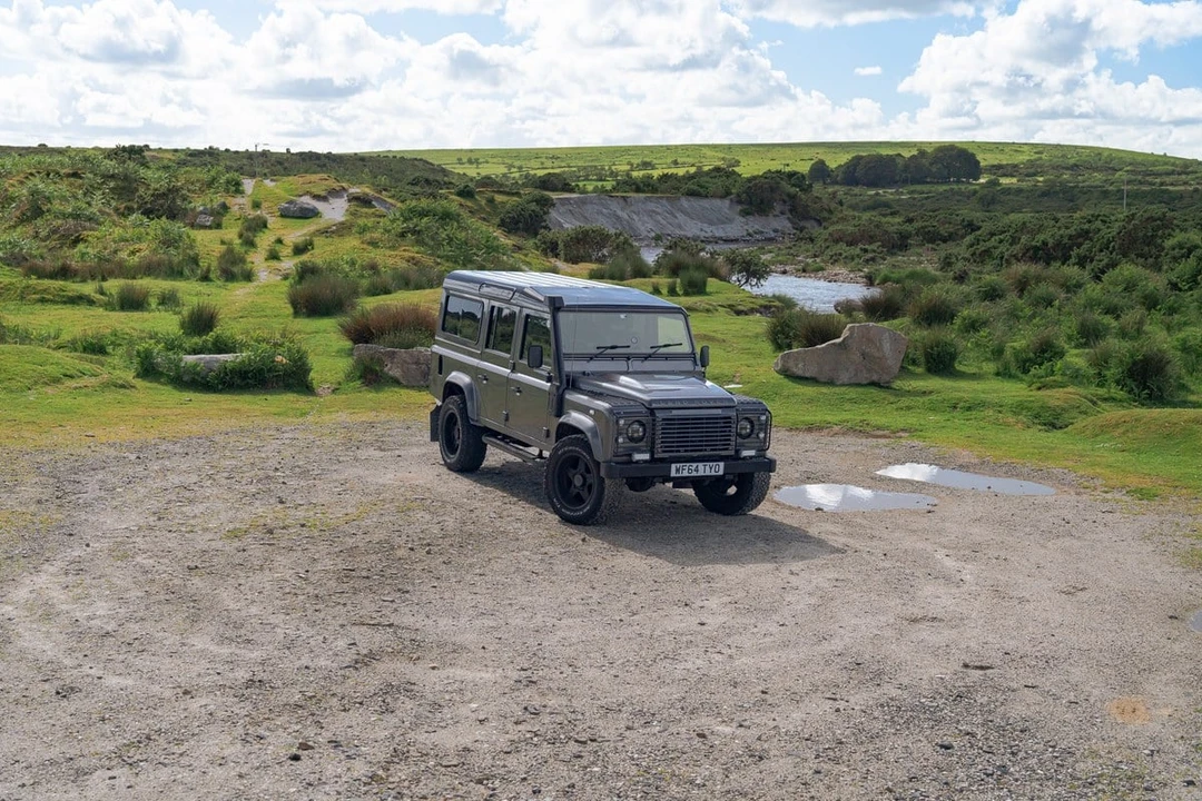 2014 Land Rover Defender 110 - Image 24 of 30