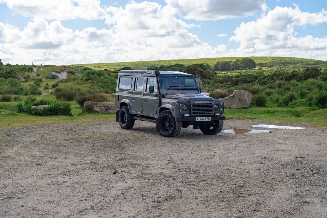 2014 Land Rover Defender 110 - Image 27 of 30