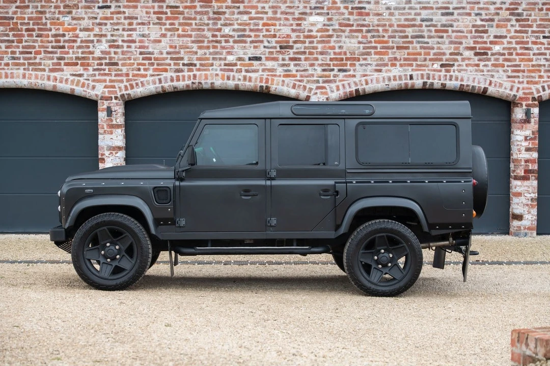 2014 Land Rover Defender 110 - Image 14 of 31