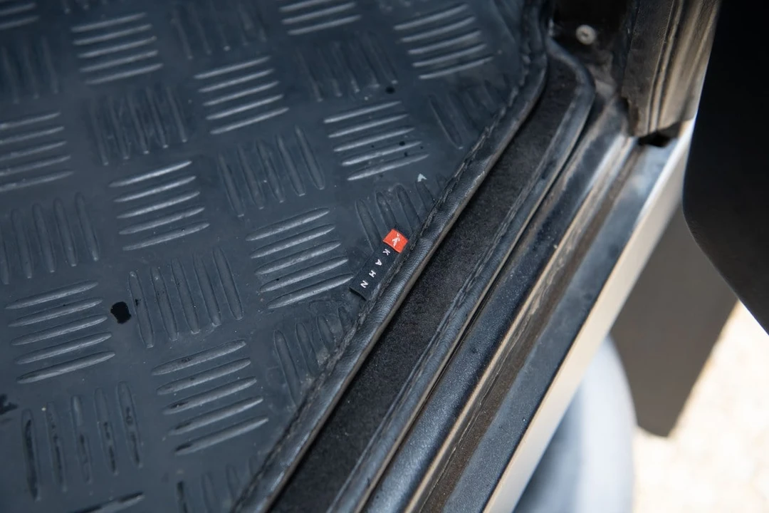 2014 Land Rover Defender 110 - Image 30 of 31