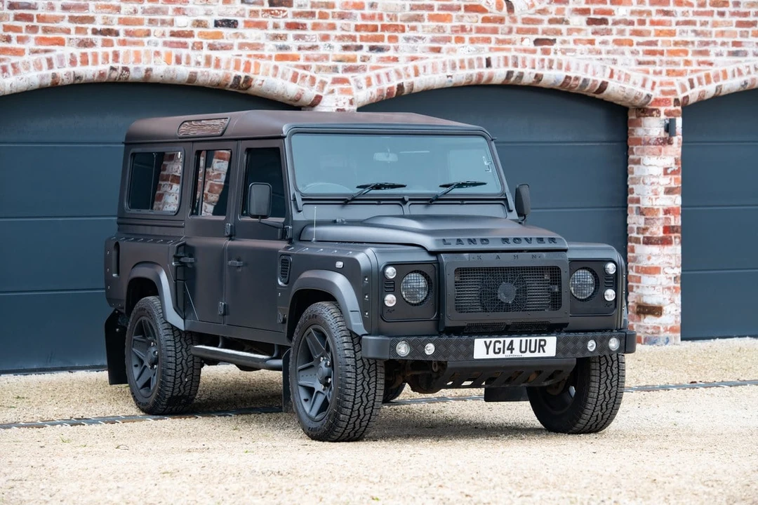 2014 Land Rover Defender 110 - Image 12 of 31
