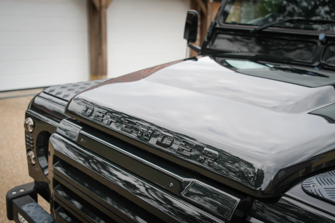 2014 Land Rover Defender 110 - Image 19 of 31