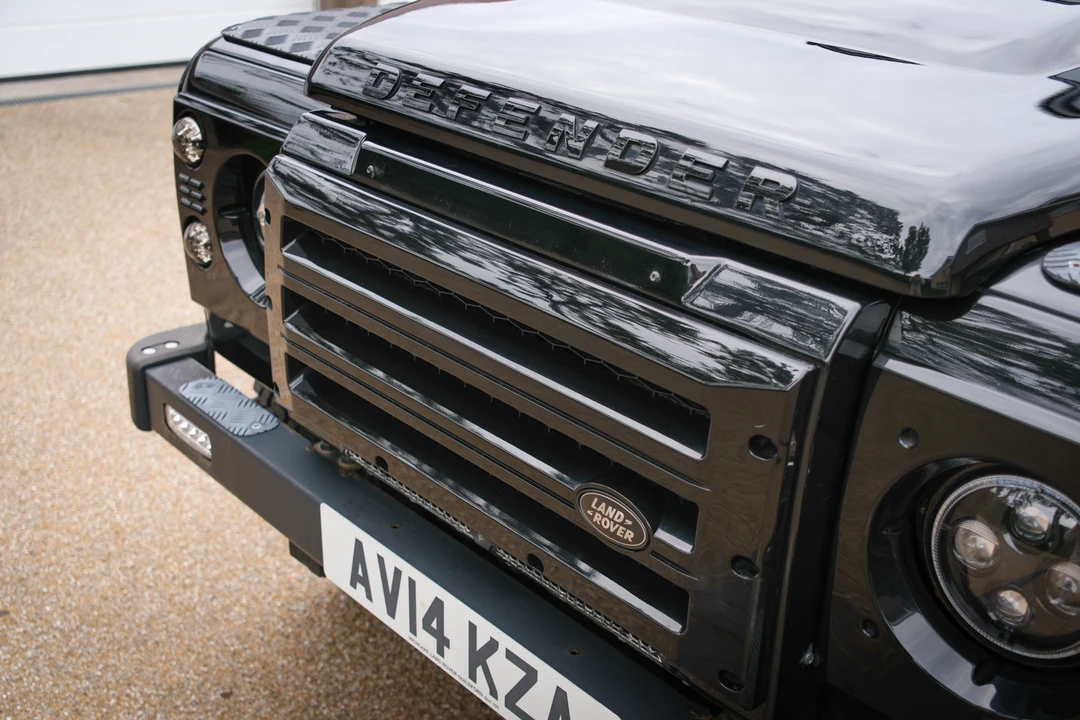 2014 Land Rover Defender 110 - Image 22 of 31